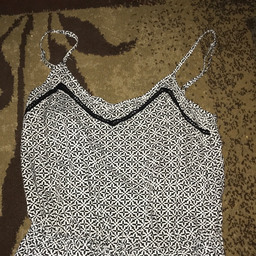 Romper - Picture 2 of 2